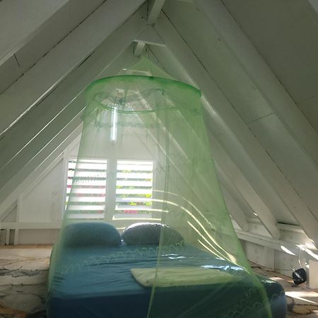 Ti Kwen Glo Cho Hotell Roseau Exteriör bild